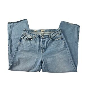 Universal Thread Mid-Rise 90s Baggy Light Wash Jeans